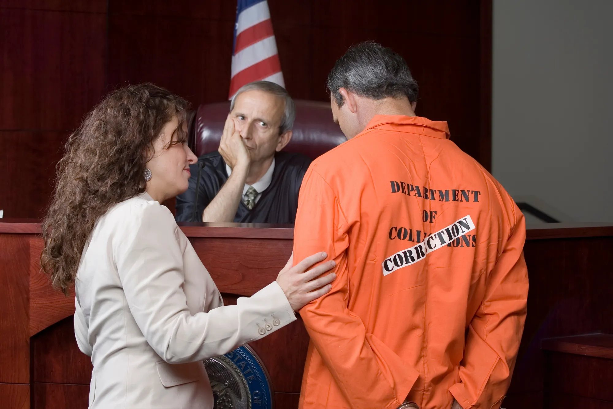Are criminal lawyers in Dubai familiar with international criminal law